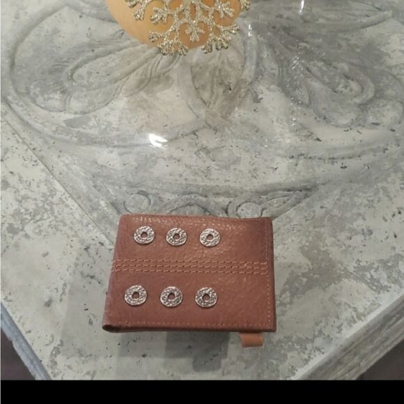 LEVI'S LEATHER BIFOLD WALLET - Picture 4 of 4